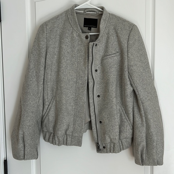Banana Republic Jackets & Blazers - Banana republic wool bomber jacket